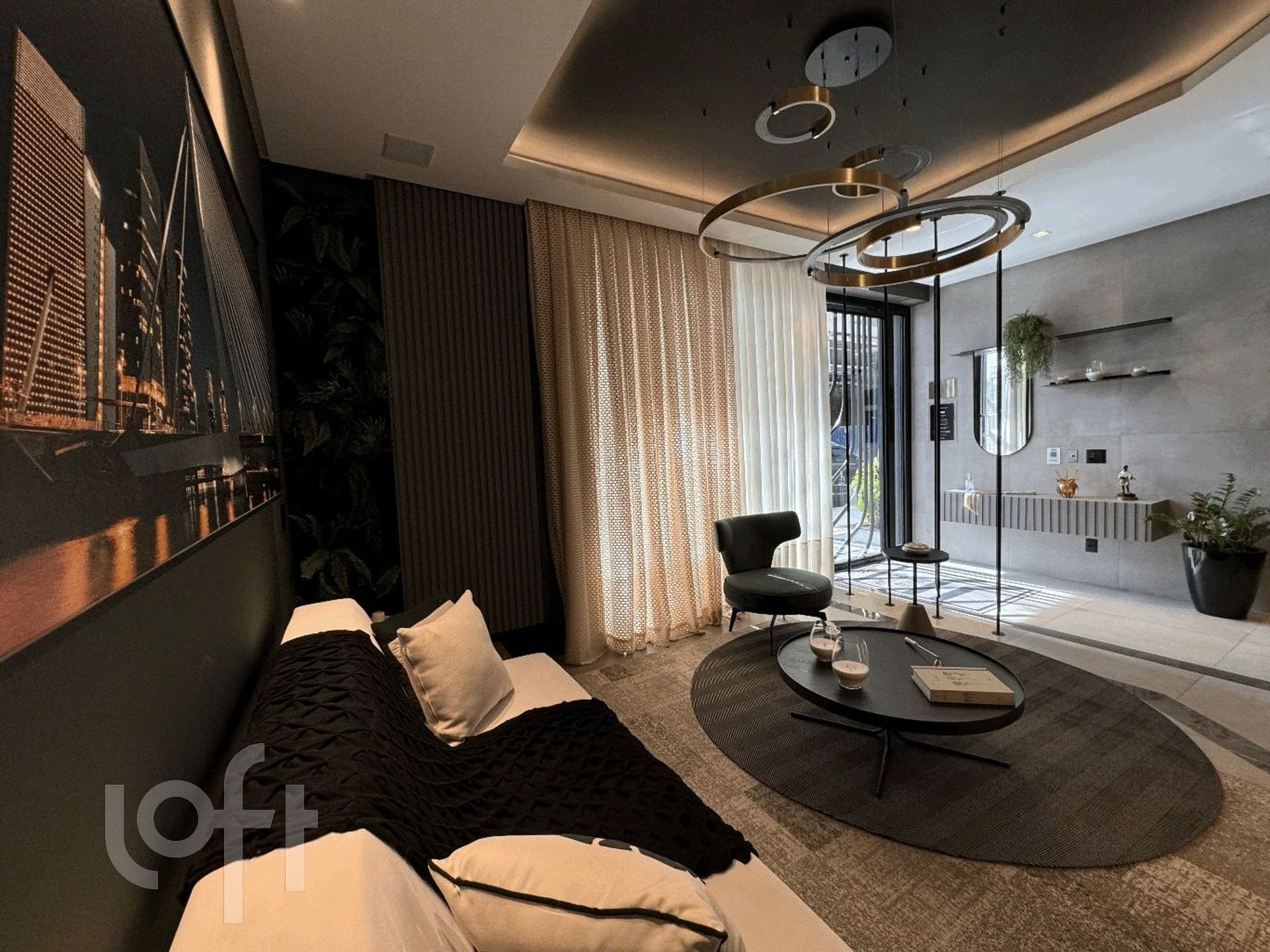 Apartamentos com 130m², 3 quartos, 3 suítes, 2 garagens, no bairro Centro em Balneário Camboriú