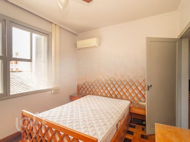 Apartamento com 120m², 4 dormitórios, Menino Deus em Porto Alegre