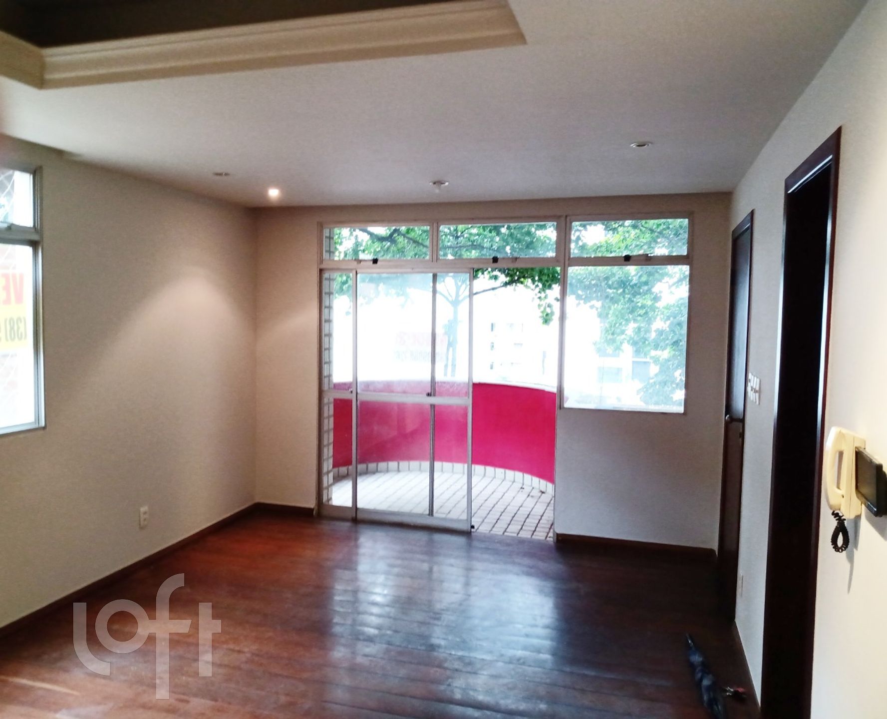 Apartamento à venda com 3 quartos, 84m² - Foto 1