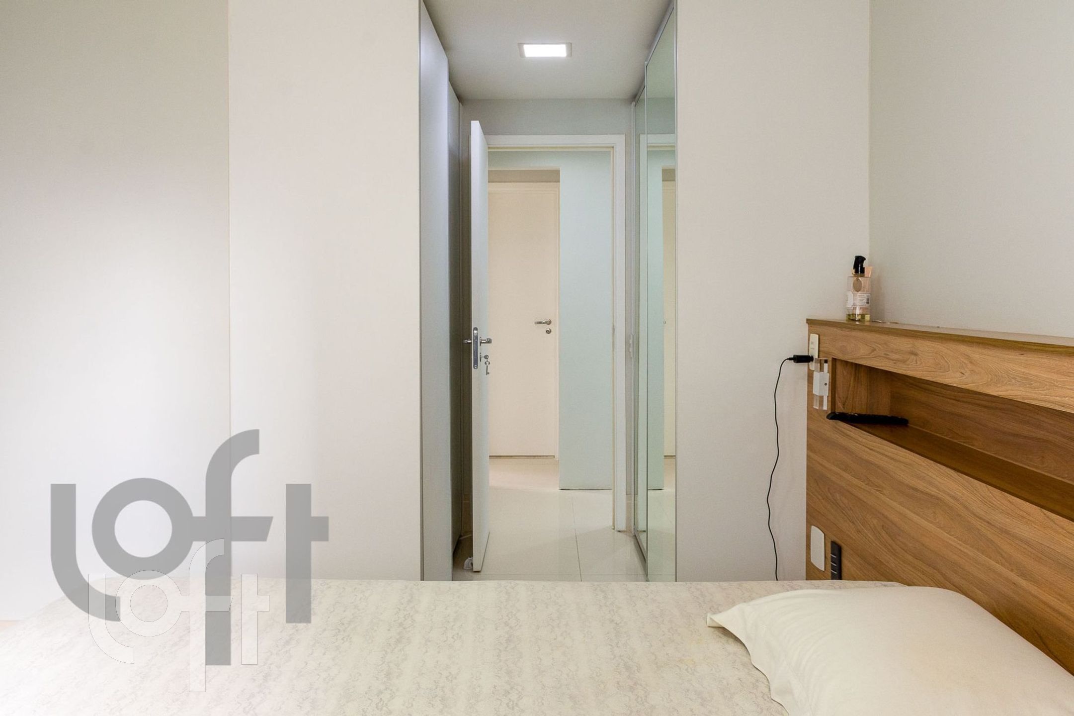 Apartamento à venda com 4 quartos, 157m² - Foto 5