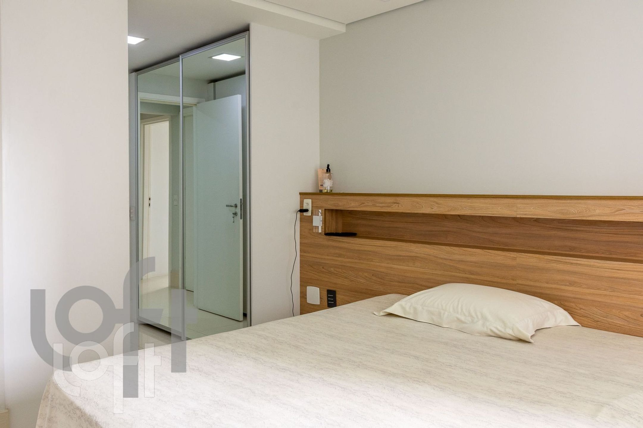 Apartamento à venda com 4 quartos, 157m² - Foto 7