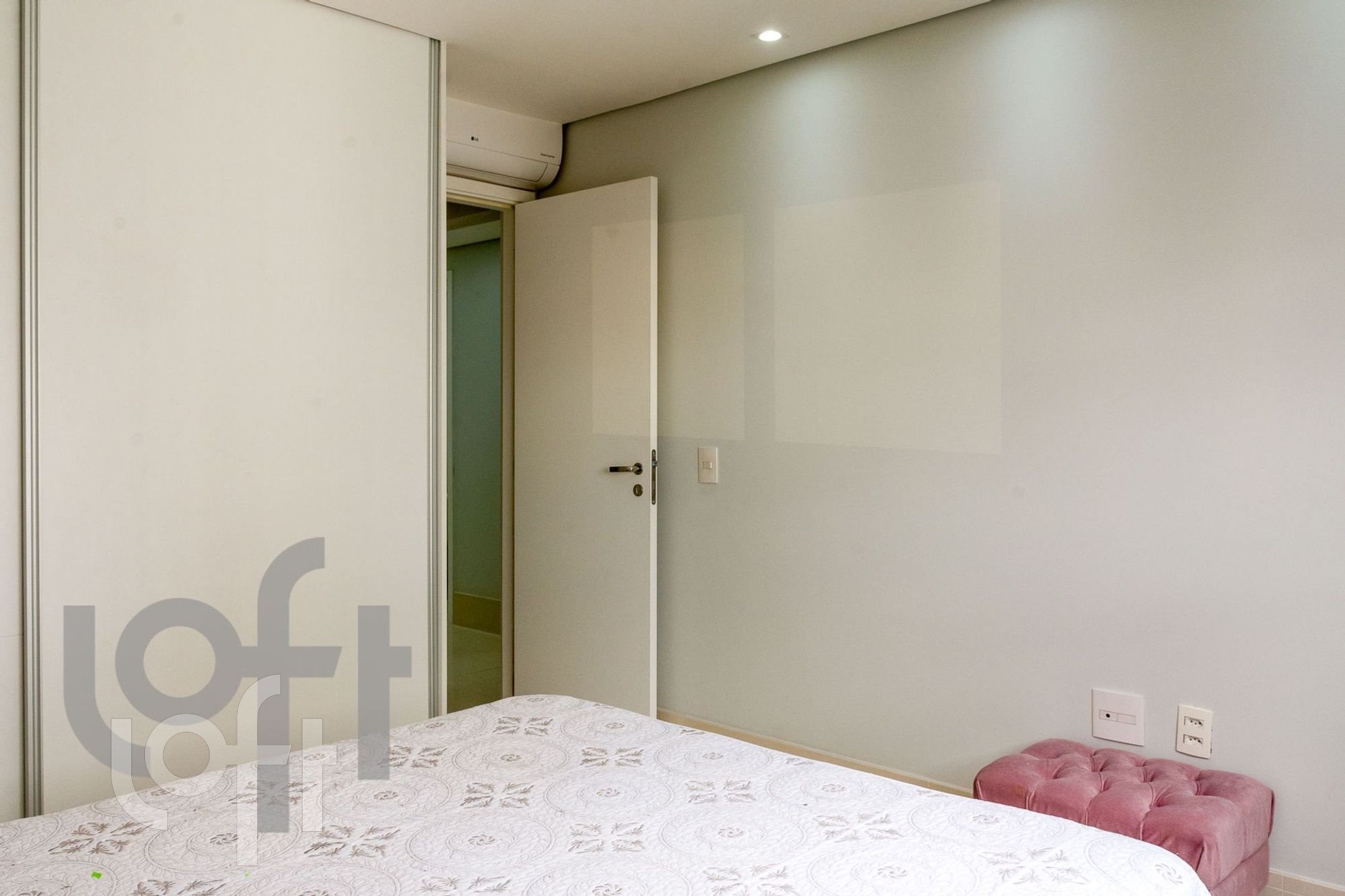 Apartamento à venda com 4 quartos, 157m² - Foto 18