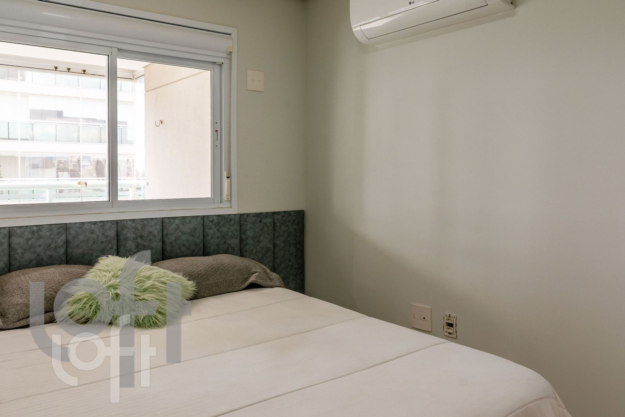 Apartamento à venda com 4 quartos, 157m² - Foto 13