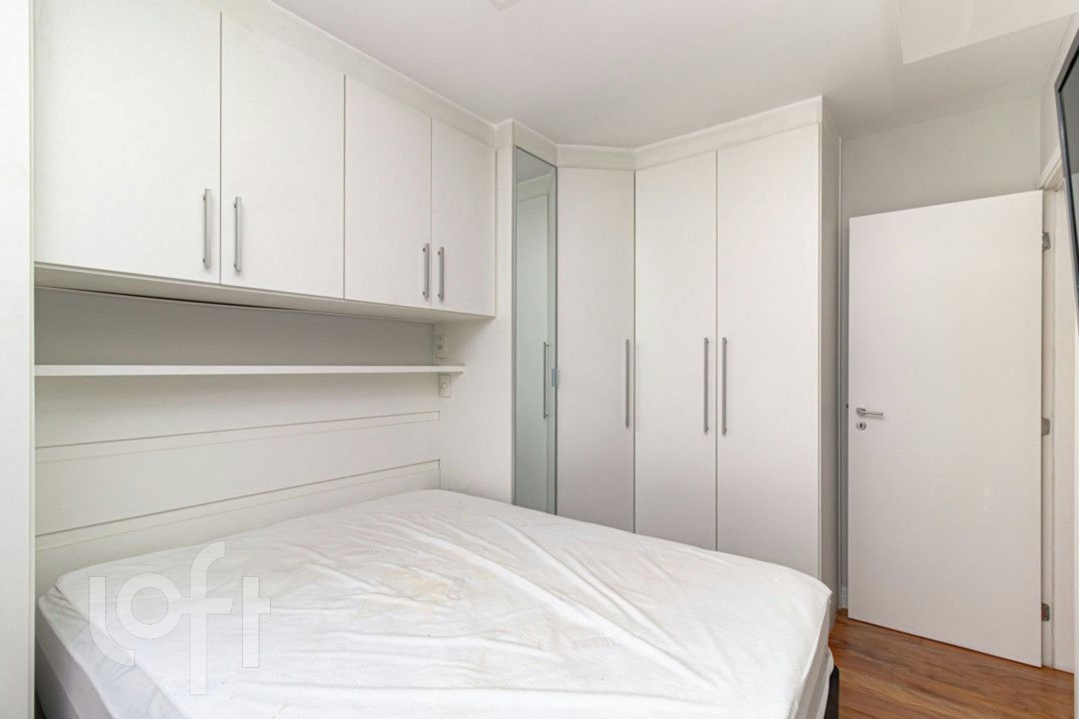 Apartamento à venda com 2 quartos, 57m² - Foto 23