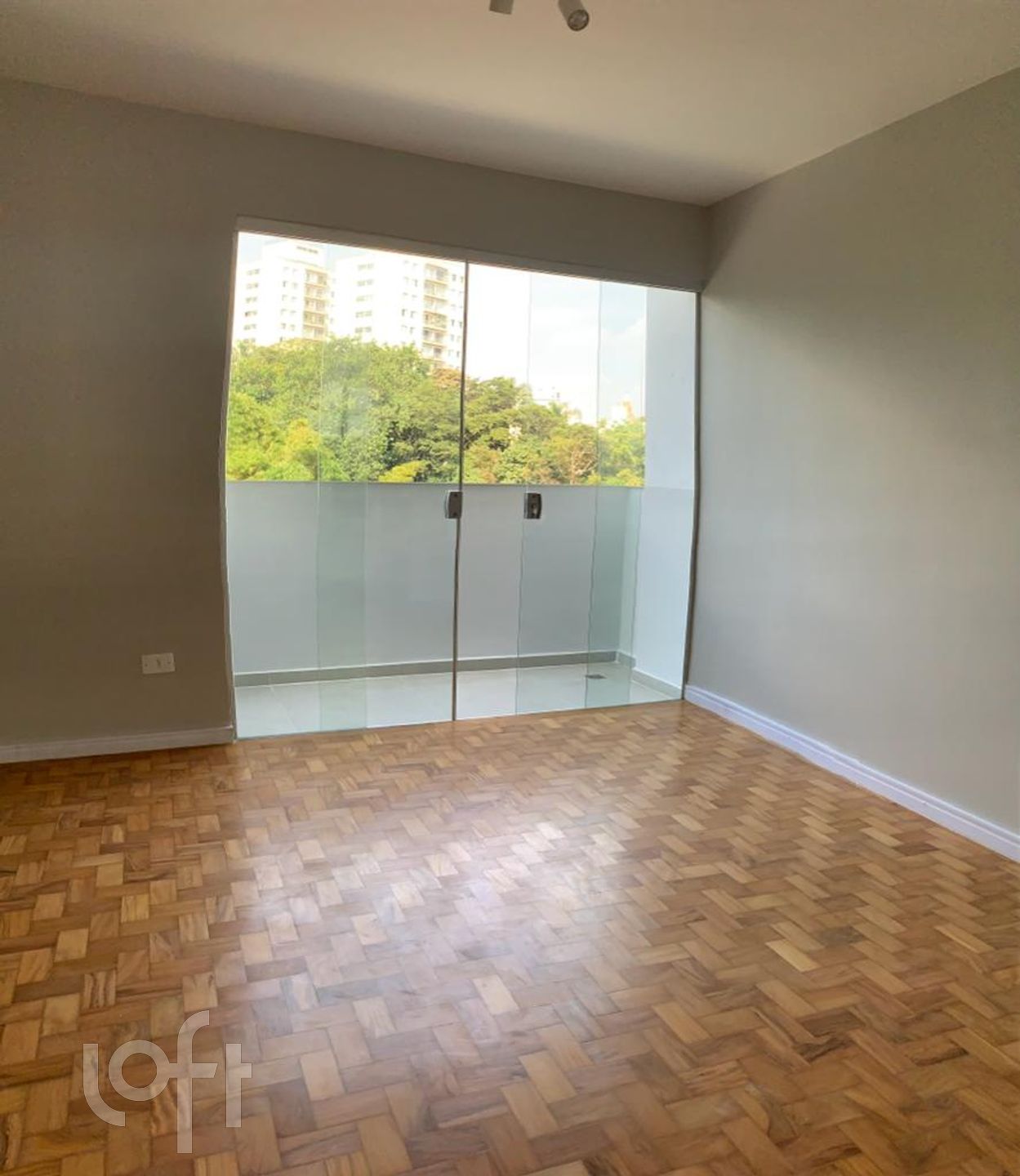 Apartamento à venda com 2 quartos, 73m² - Foto 1