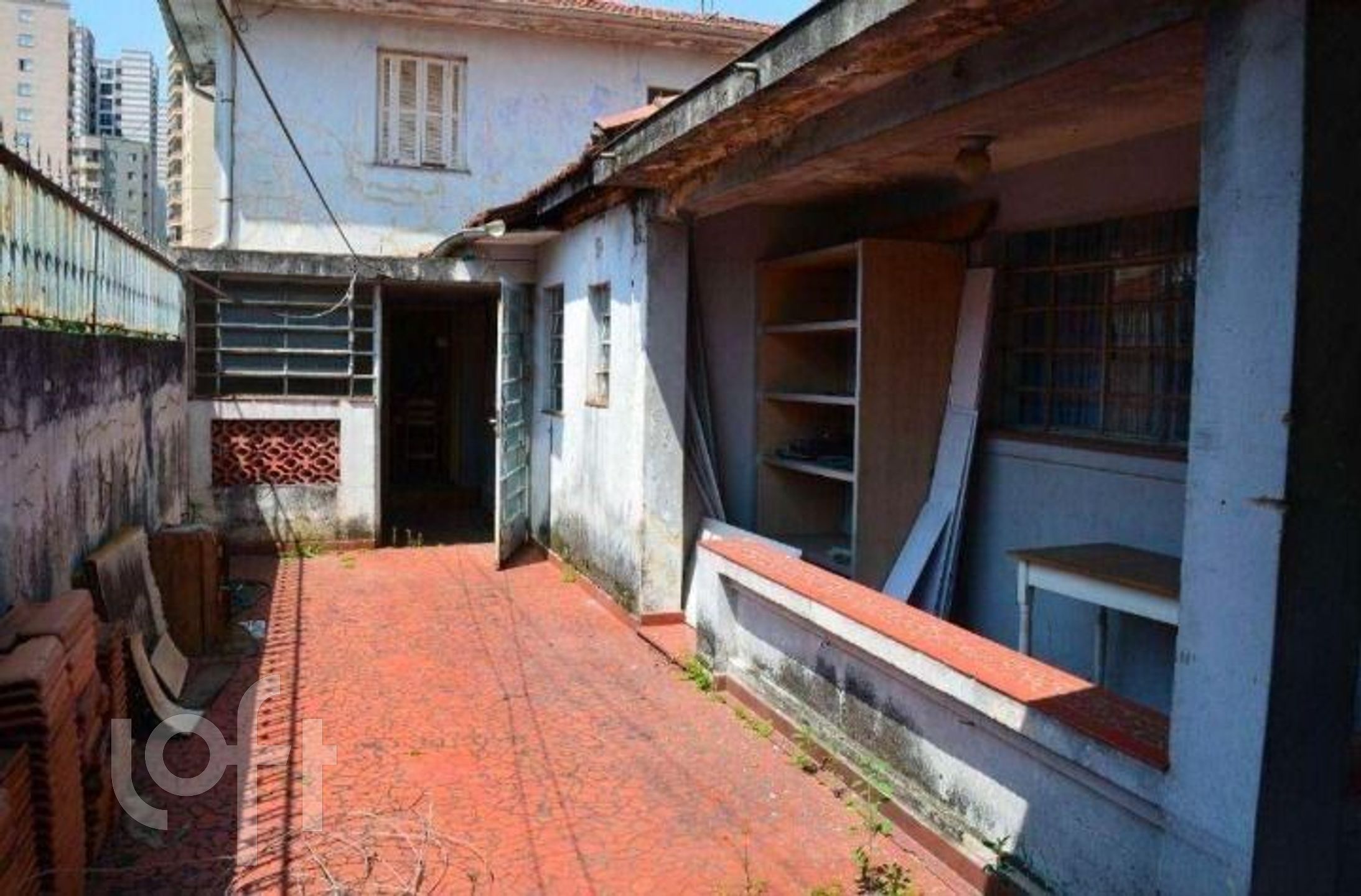 Casa à venda com 3 quartos, 176m² - Foto 4