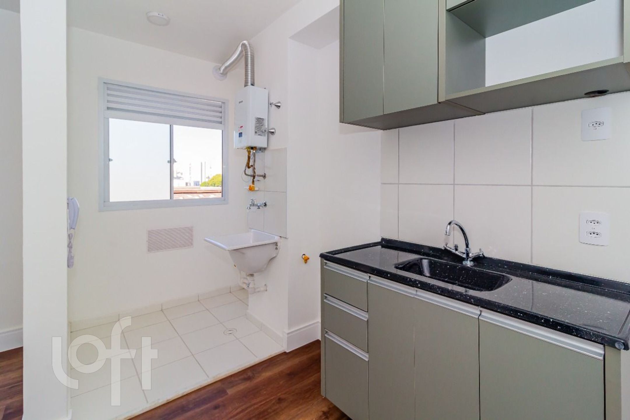 Apartamento à venda com 2 quartos, 39m² - Foto 12