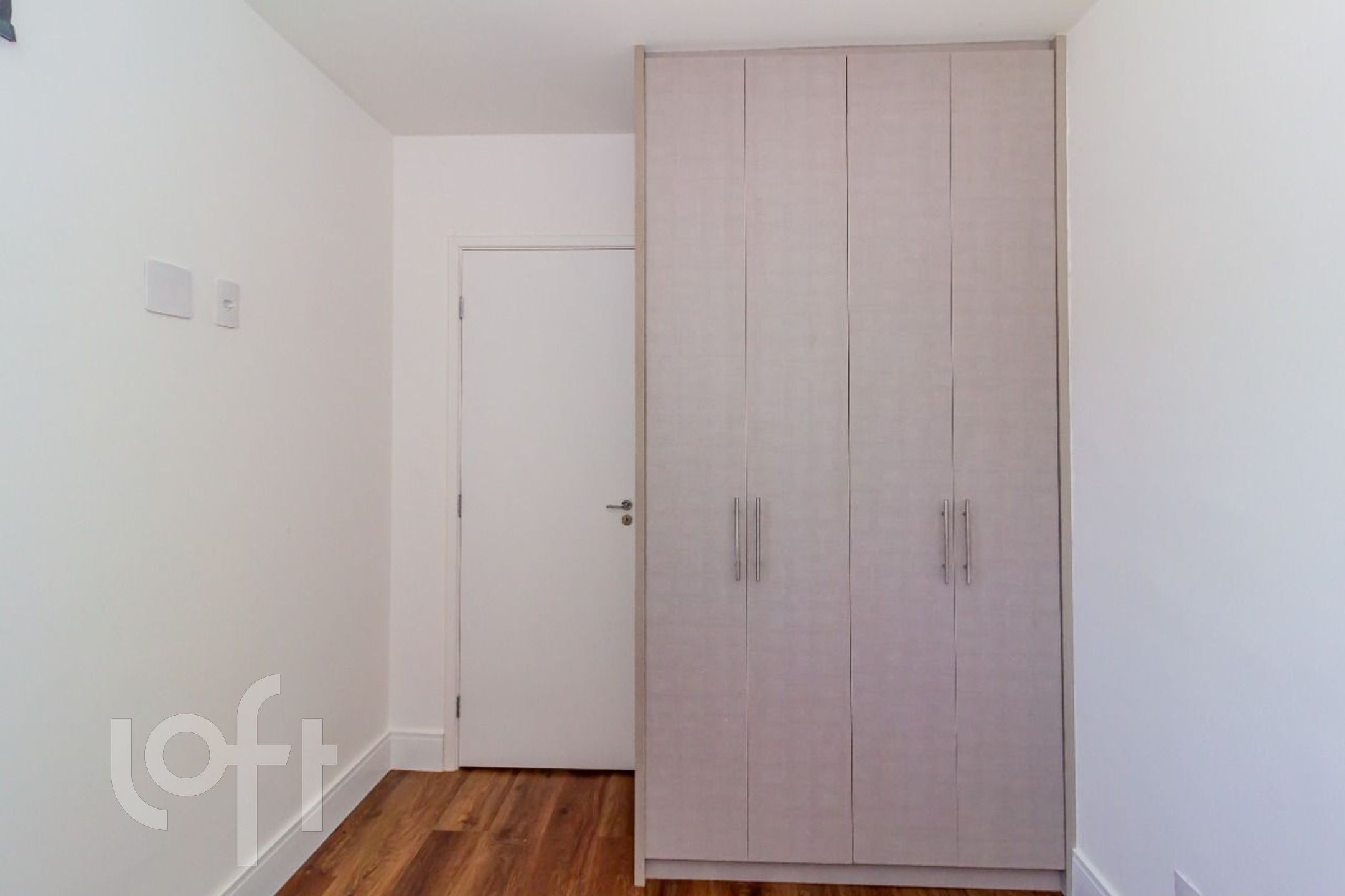 Apartamento à venda com 2 quartos, 39m² - Foto 22