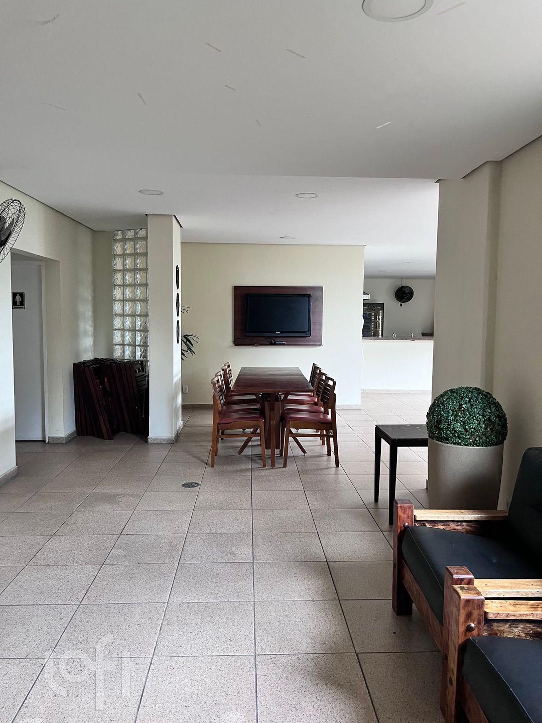 Apartamento à venda com 3 quartos, 83m² - Foto 35