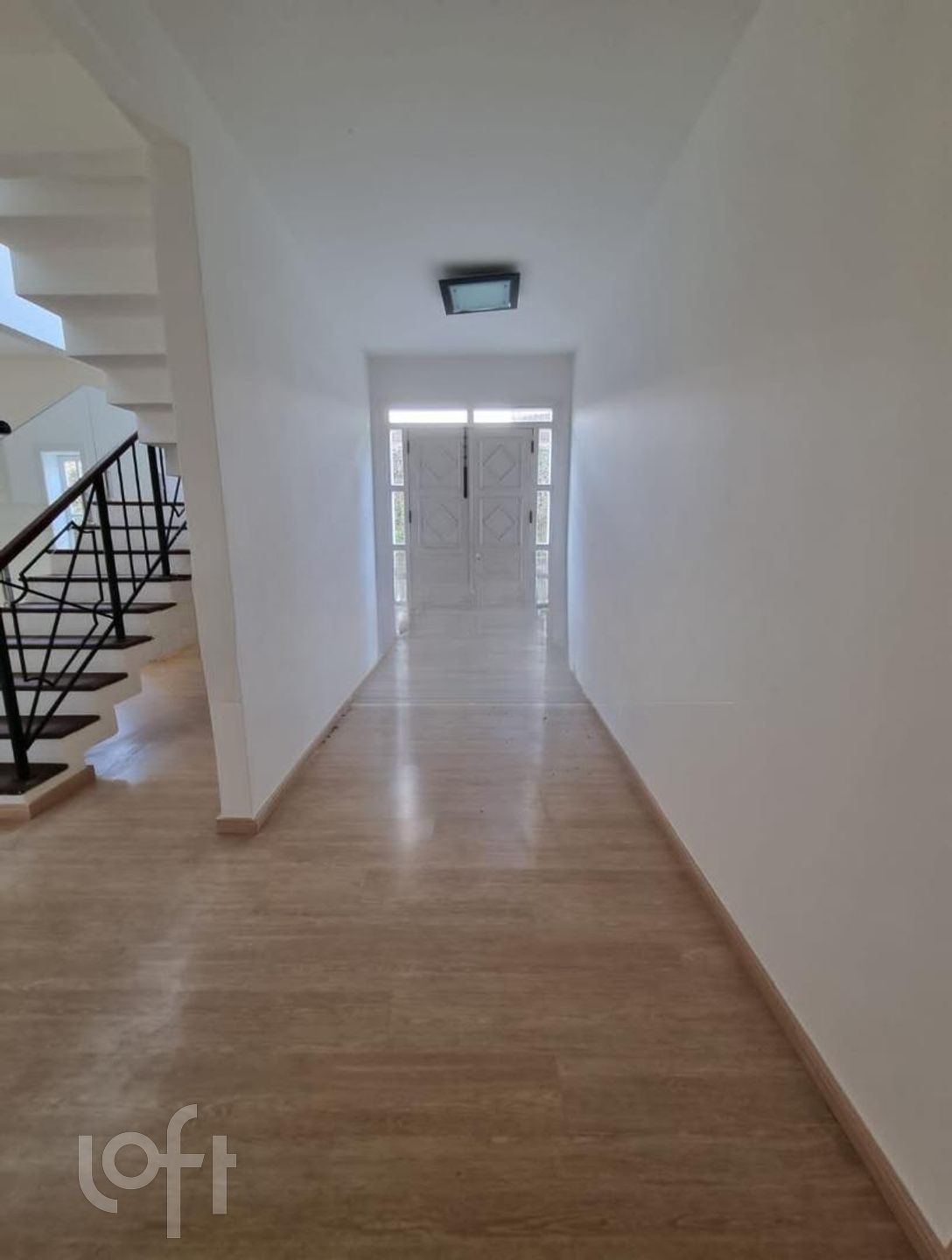 Casa à venda com 4 quartos, 347m² - Foto 3