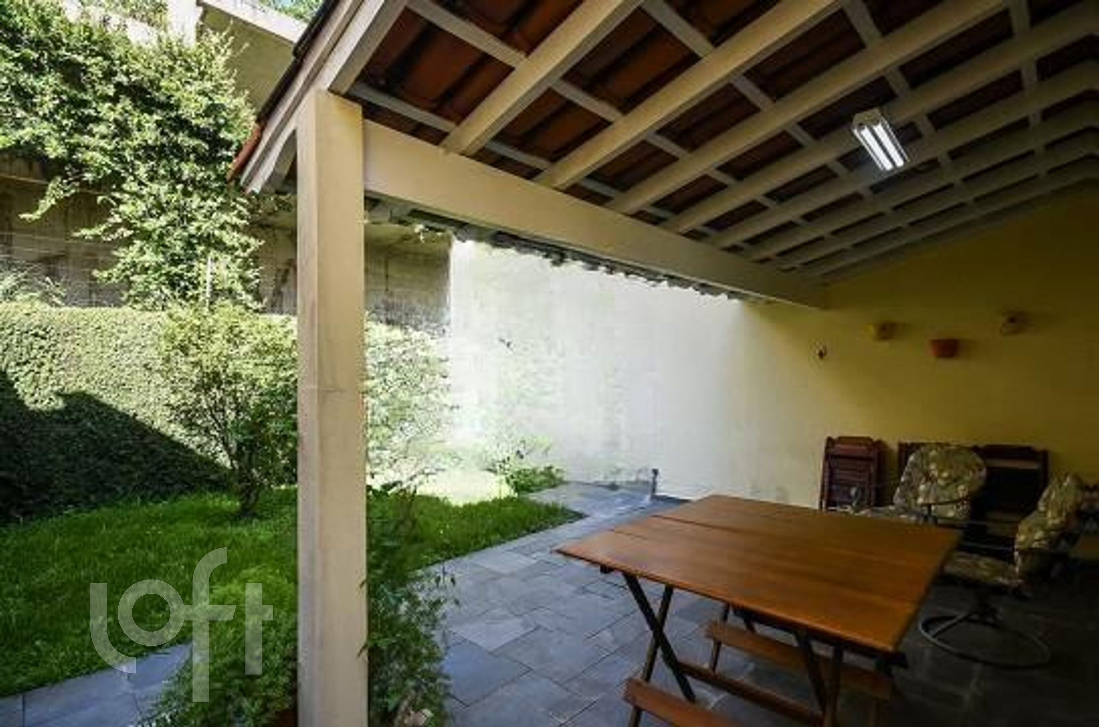 Casa à venda com 4 quartos, 211m² - Foto 3