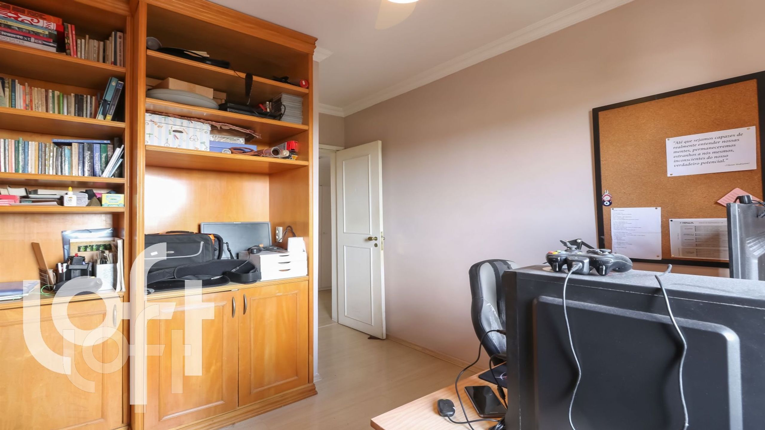 Apartamento à venda com 4 quartos, 140m² - Foto 4