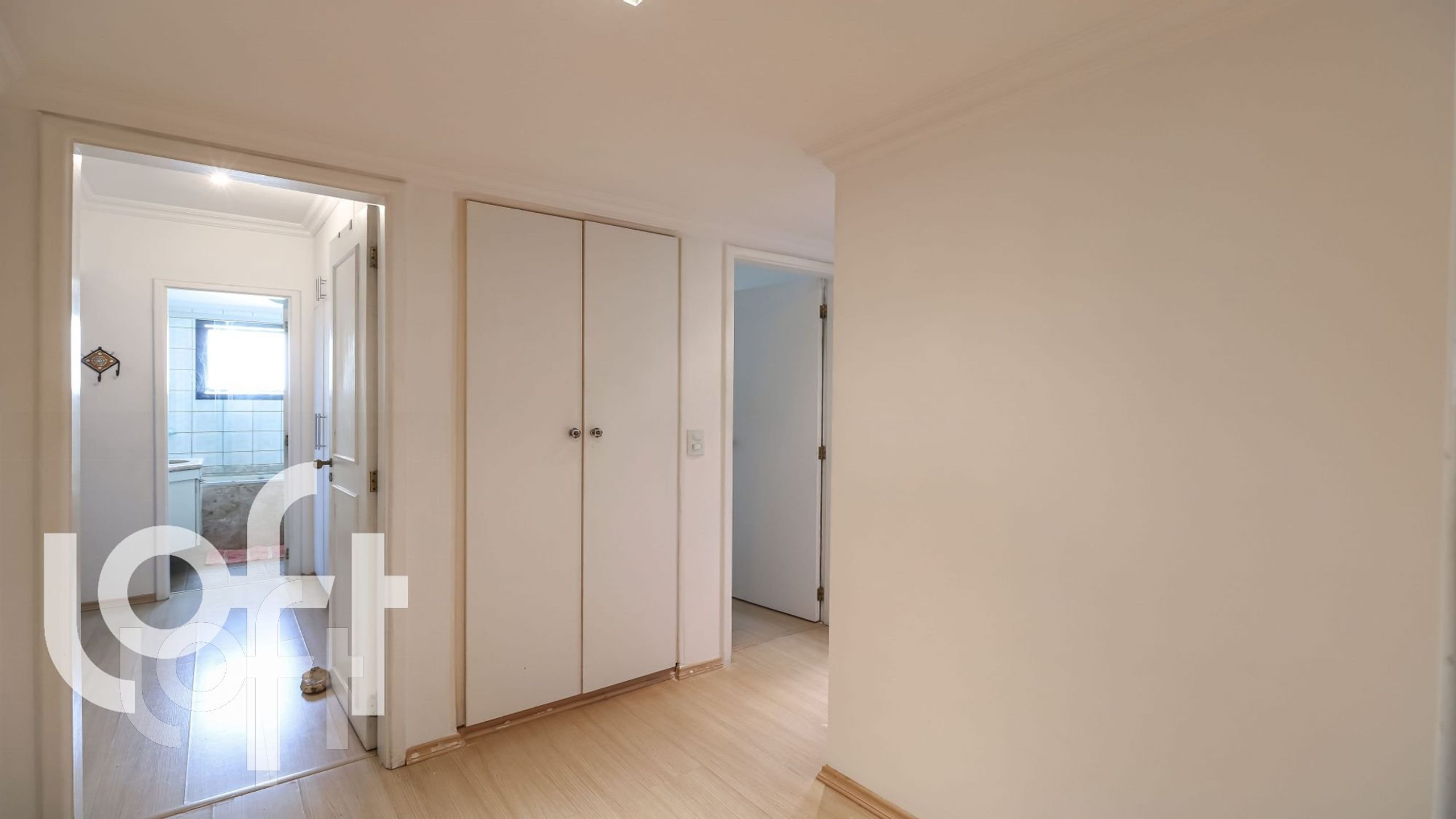 Apartamento à venda com 4 quartos, 140m² - Foto 19