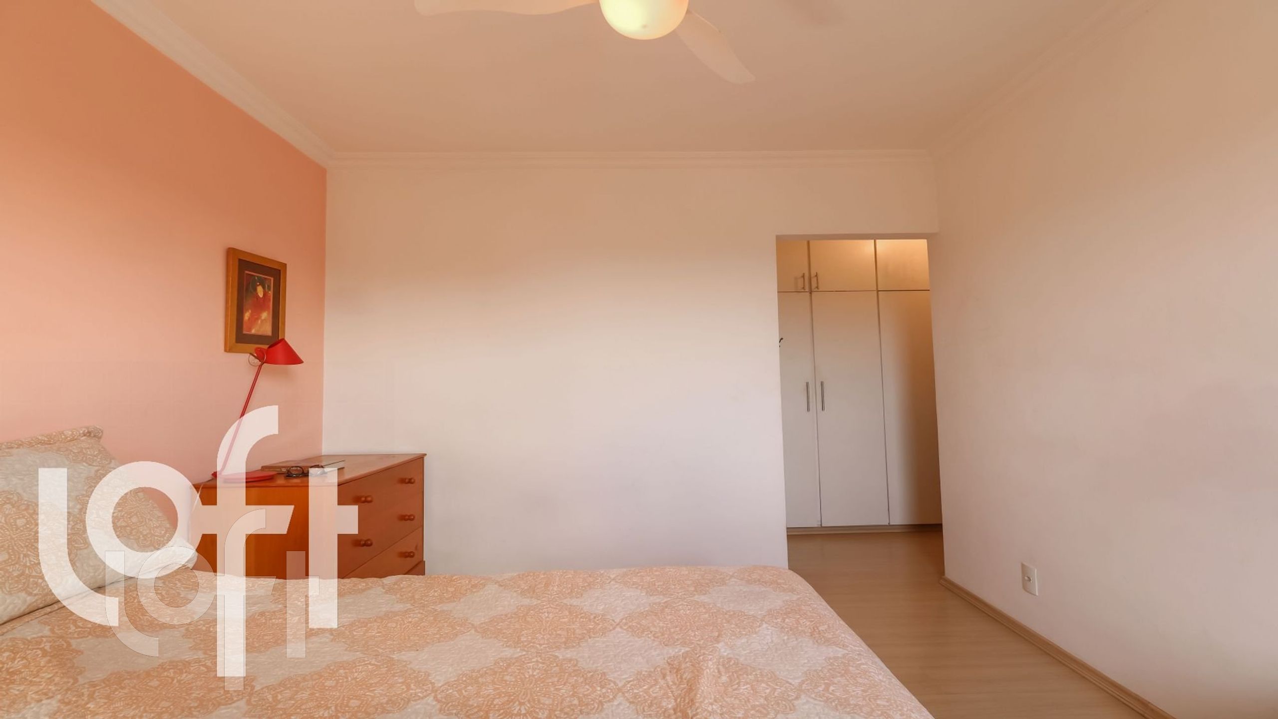 Apartamento à venda com 4 quartos, 140m² - Foto 7