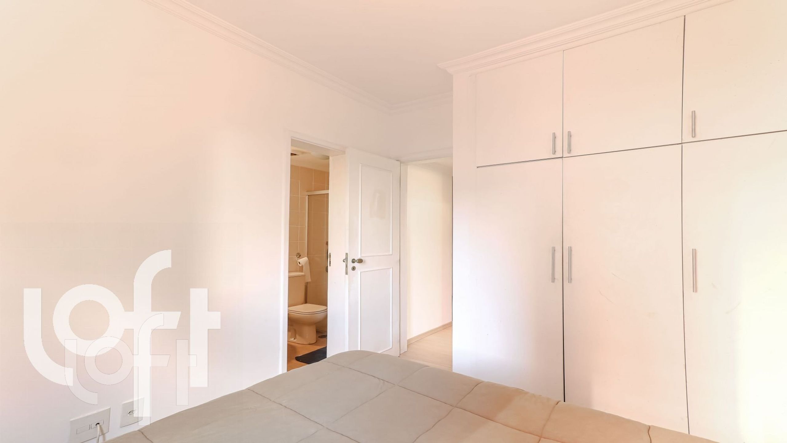 Apartamento à venda com 4 quartos, 140m² - Foto 9