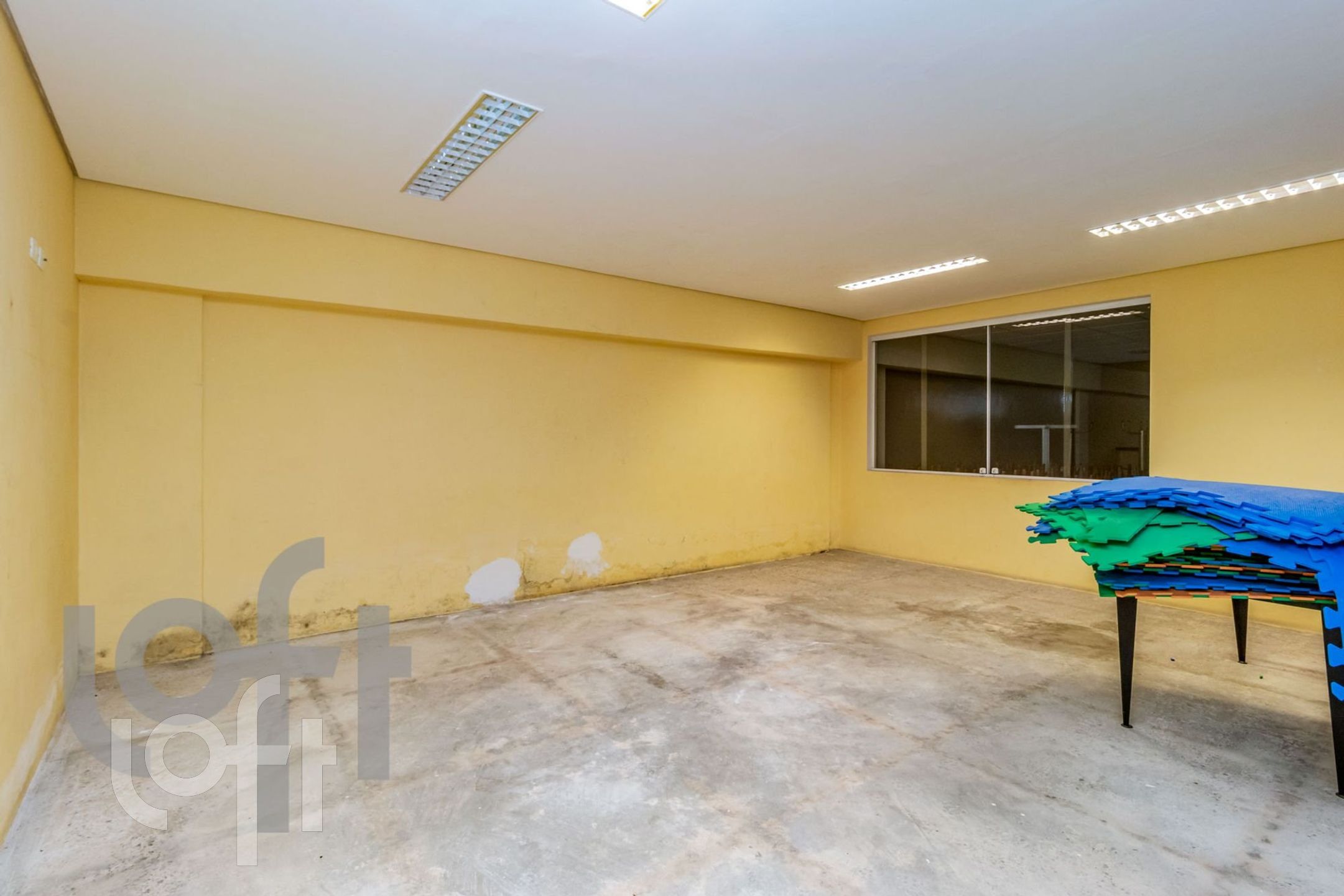 Apartamento à venda com 4 quartos, 196m² - Foto 14