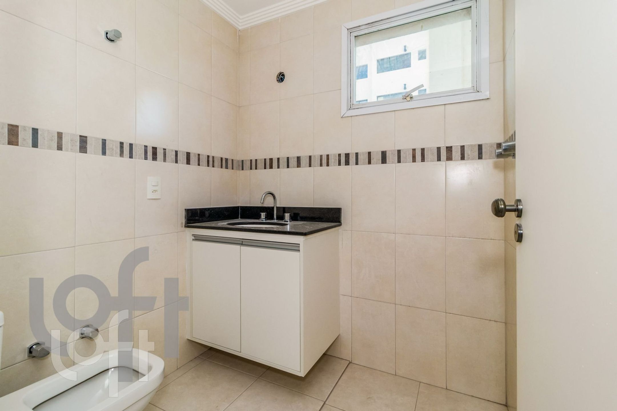 Apartamento à venda com 4 quartos, 196m² - Foto 3