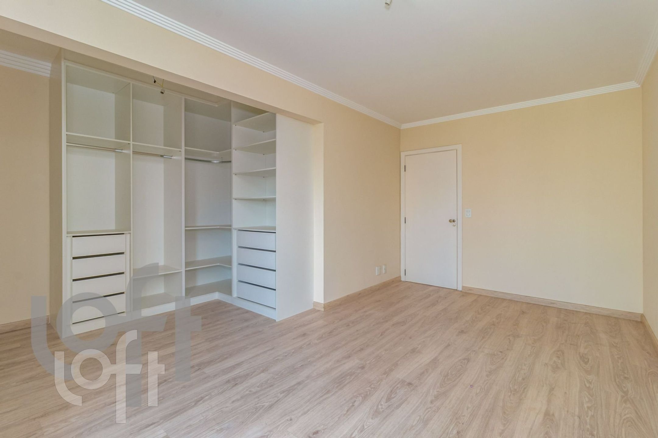 Apartamento à venda com 4 quartos, 196m² - Foto 42