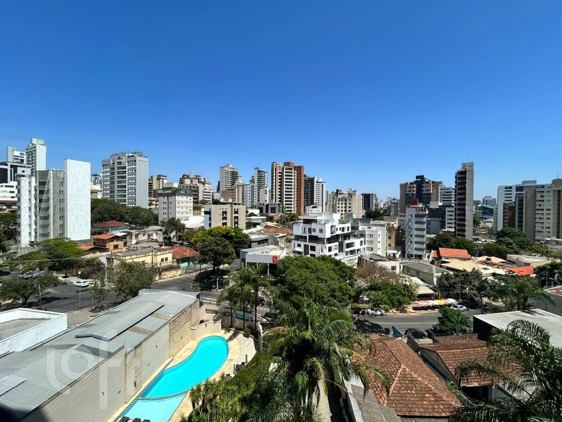 Apartamento à venda com 4 quartos, 145m² - Foto 3