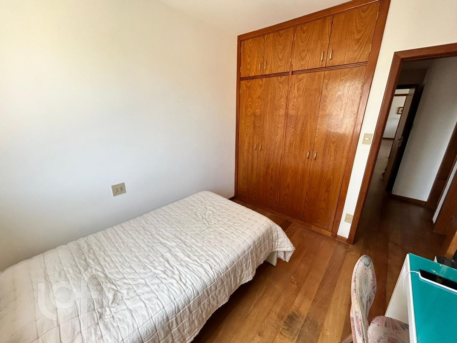 Apartamento à venda com 4 quartos, 145m² - Foto 13