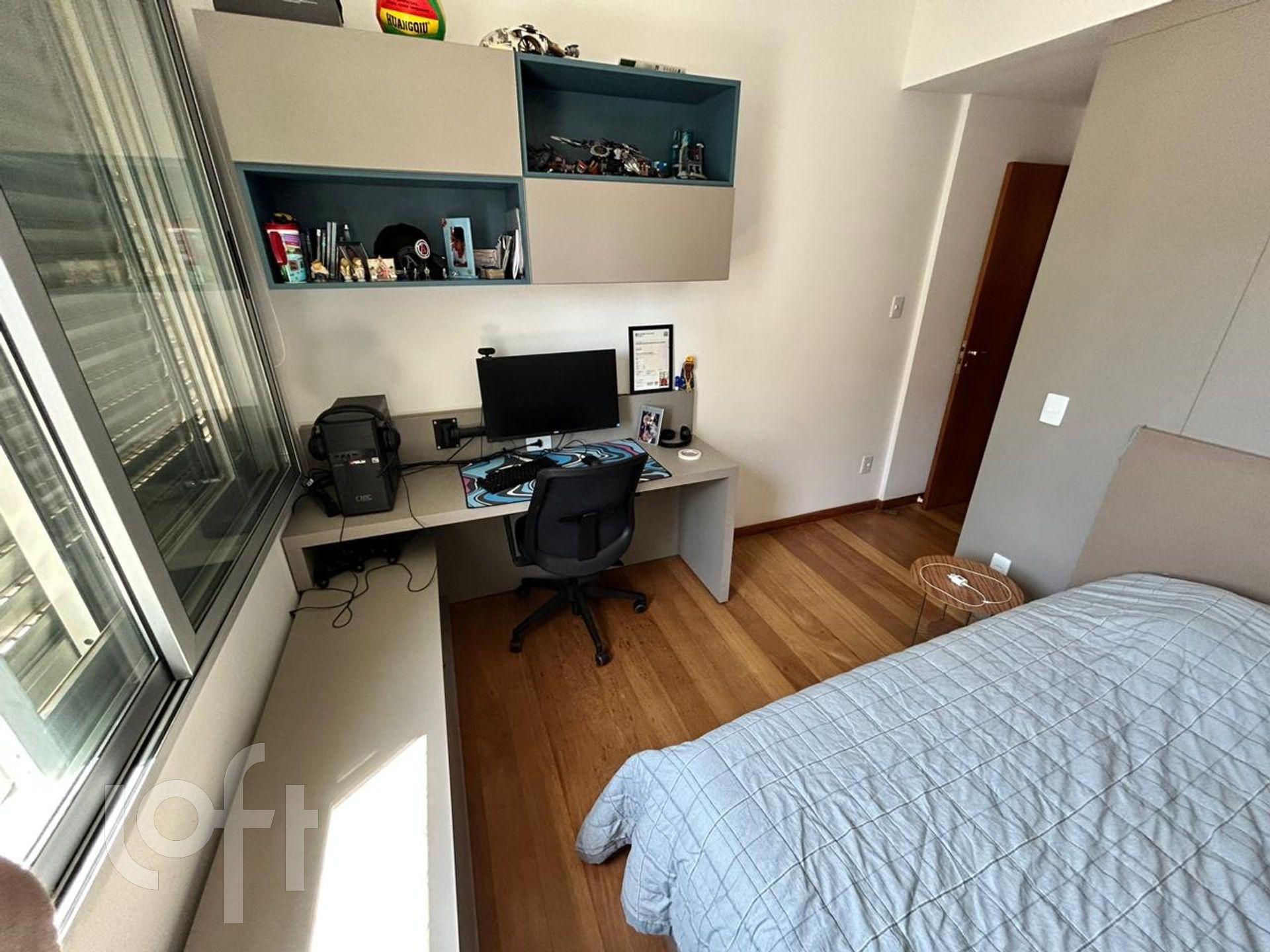 Apartamento à venda com 4 quartos, 145m² - Foto 9