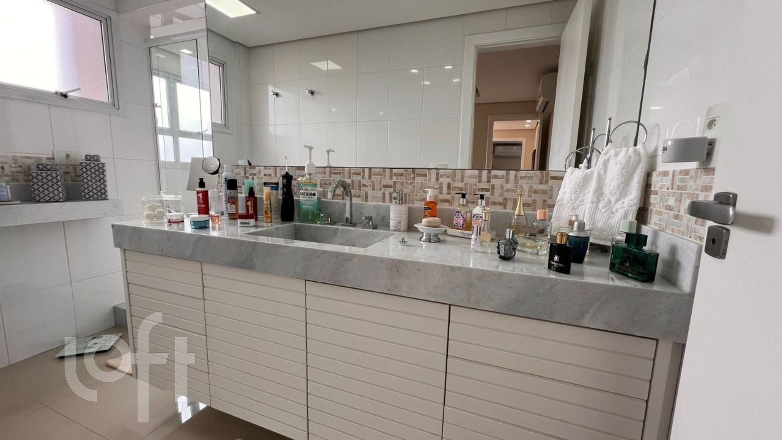 Apartamento à venda com 3 quartos, 358m² - Foto 37