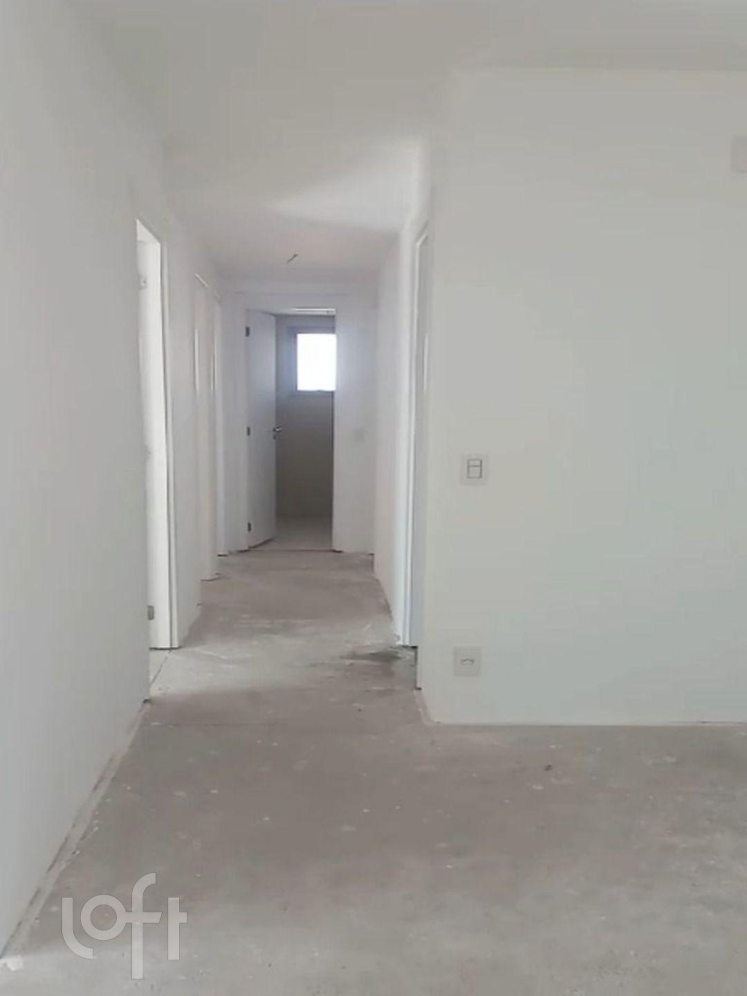 Apartamento à venda com 4 quartos, 147m² - Foto 1