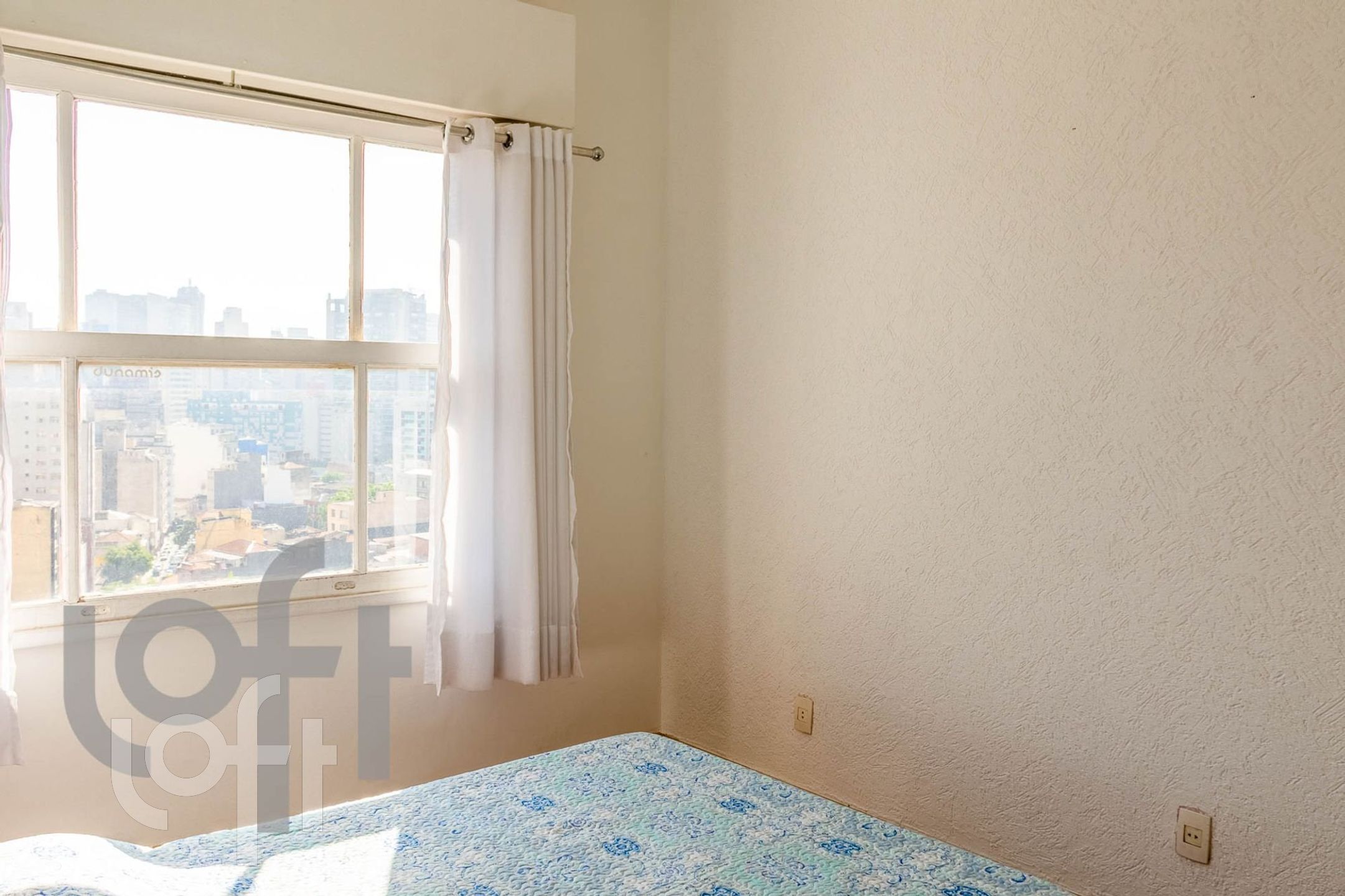 Apartamento à venda com 2 quartos, 80m² - Foto 4