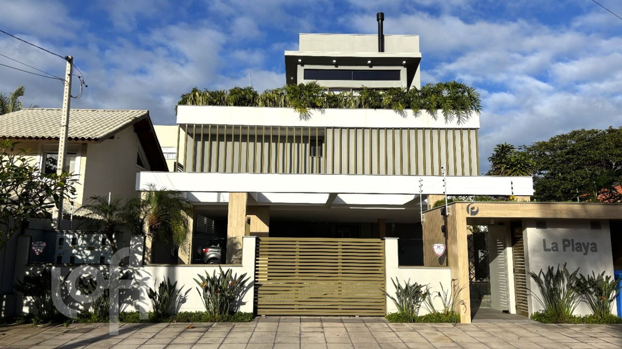 Apartamento à venda em Lagoa Pequena com 97 m², 2 quartos, 1 suíte