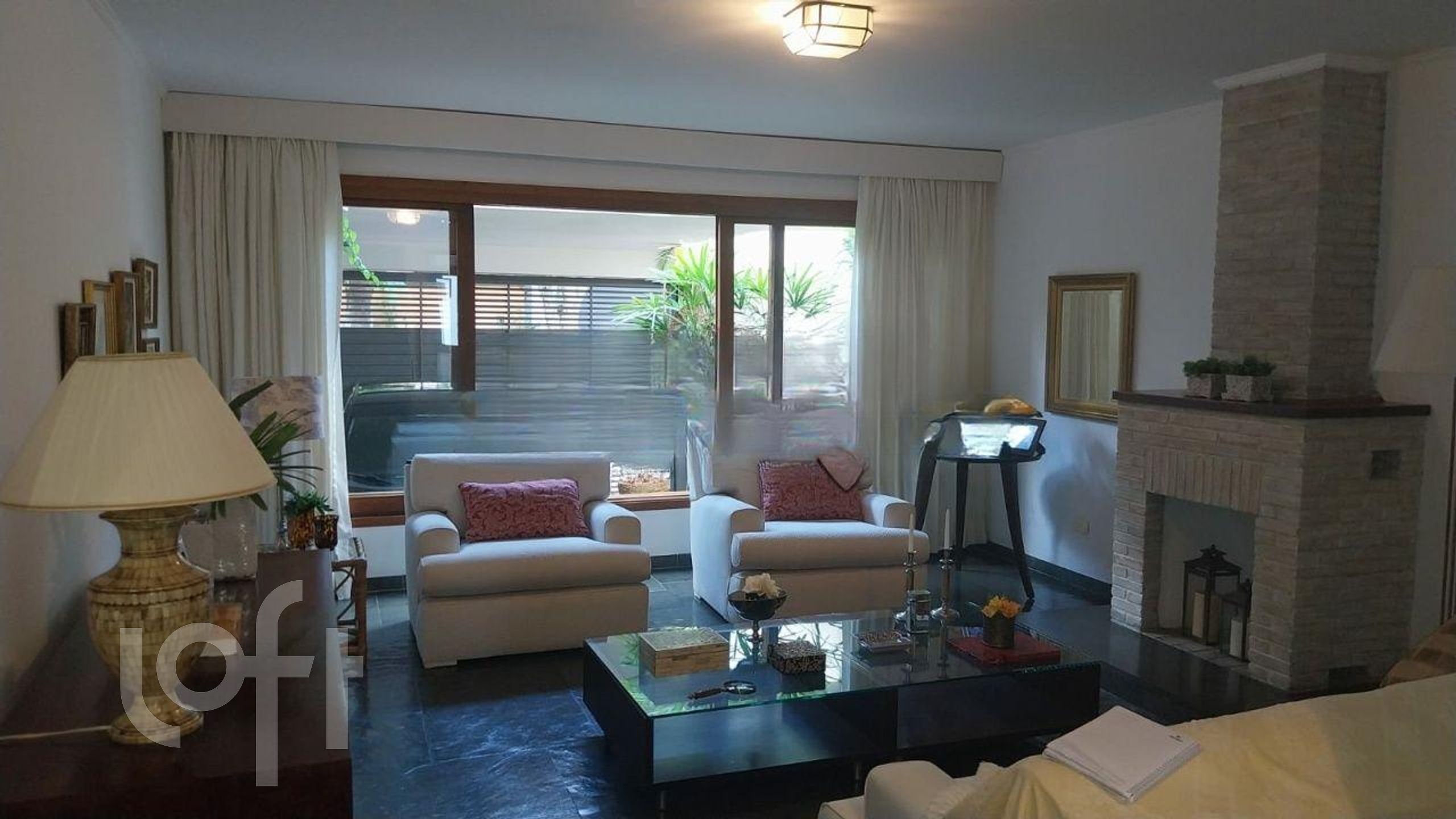 Casa à venda com 3 quartos, 123m² - Foto 1