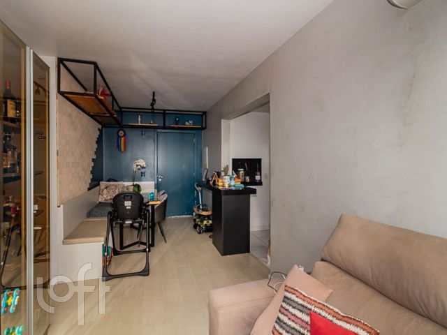 Apartamento com 60m², 2 dormitórios, 1 suíte, 1 vaga, São João em Porto Alegre