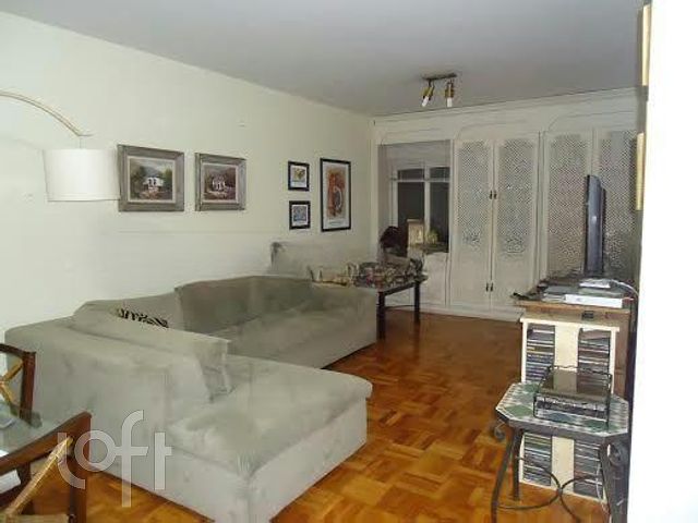 Apartamento com 139m², 3 dormitórios, 1 suíte, 2 vagas, Rio Branco em Porto Alegre