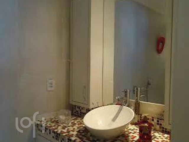 Apartamento com 139m², 3 dormitórios, 1 suíte, 2 vagas, Rio Branco em Porto Alegre