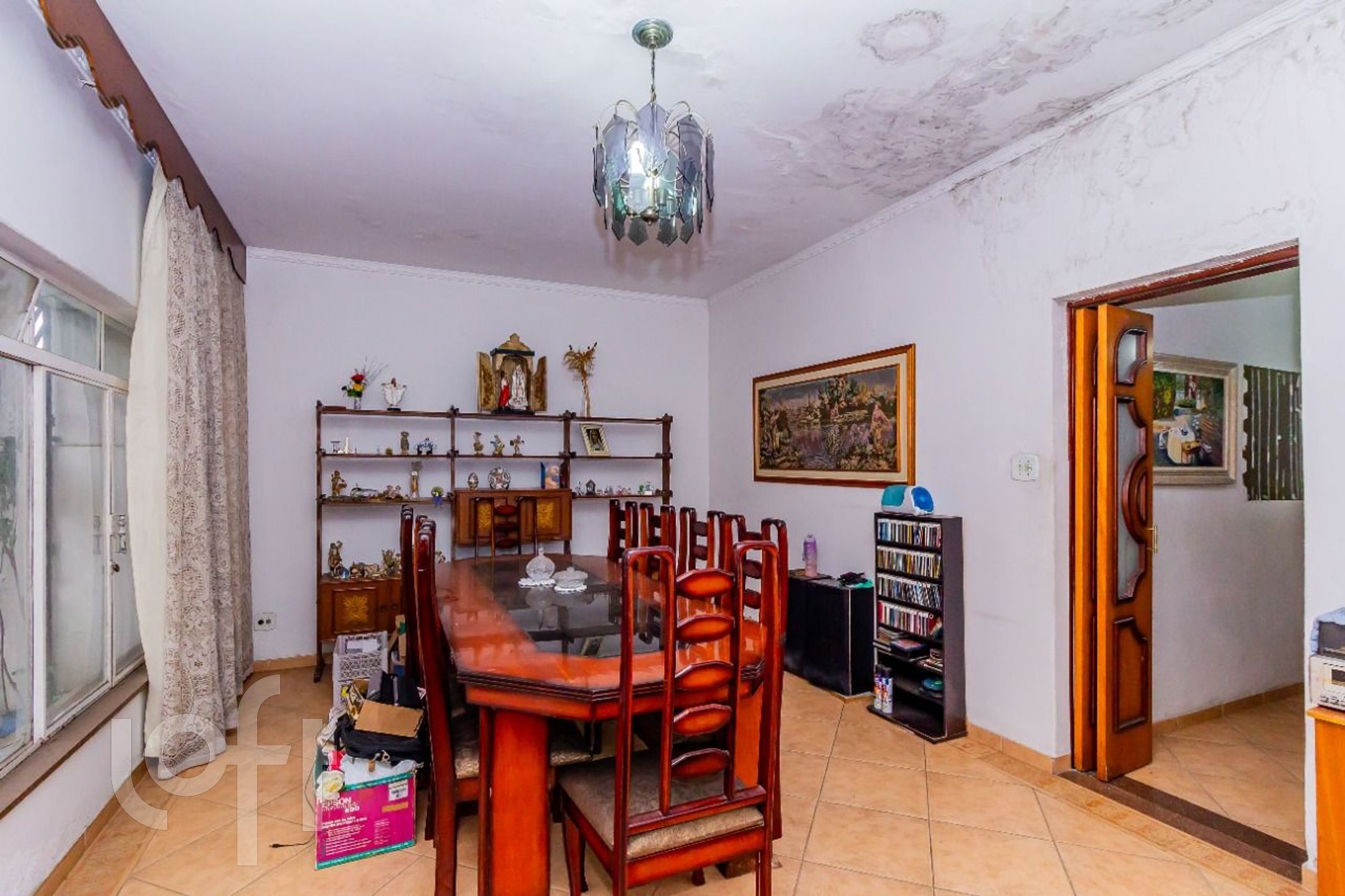 Casa à venda com 3 quartos, 150m² - Foto 2