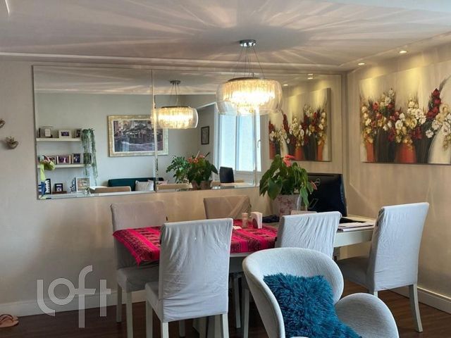 Apartamento com 109m², 3 dormitórios, 1 suíte, 1 vaga, Independência em Porto Alegre