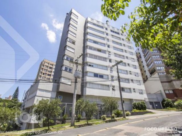 Apartamento com 79m², 2 dormitórios, 2 suítes, 2 vagas, Bela Vista em Porto Alegre