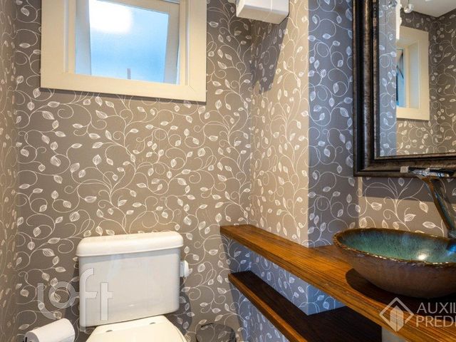 Apartamento com 79m², 2 dormitórios, 2 suítes, 2 vagas, Bela Vista em Porto Alegre