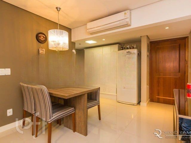 Apartamento com 76m², 3 dormitórios, 1 suíte, 1 vaga, Boa Vista em Porto Alegre