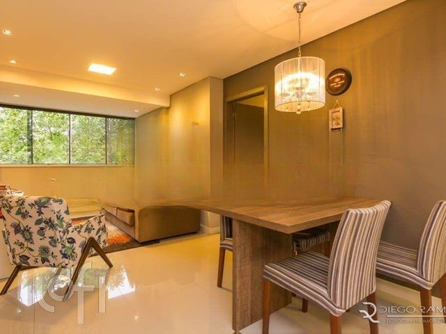 Apartamento com 76m², 3 dormitórios, 1 suíte, 1 vaga, Boa Vista em Porto Alegre