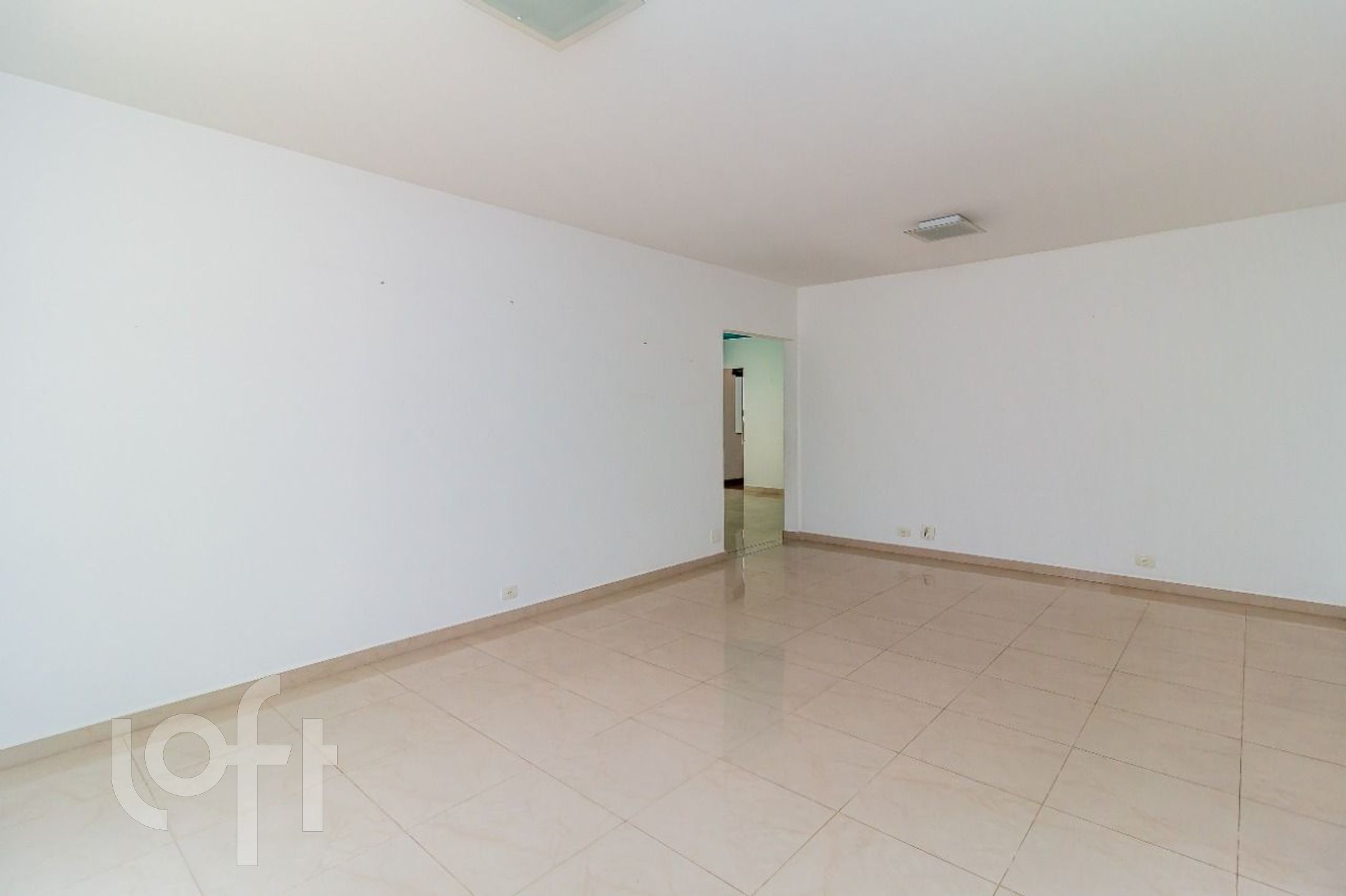 Casa à venda em Saúde com 375 m², 4 quartos, 3 suítes, 3 vagas