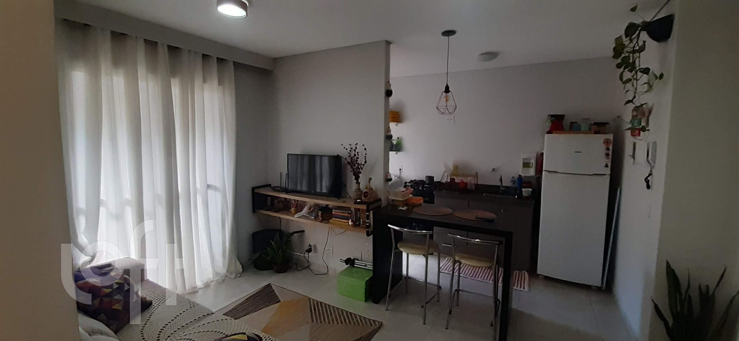 Apartamento à venda com 1 quarto, 39m² - Foto 2