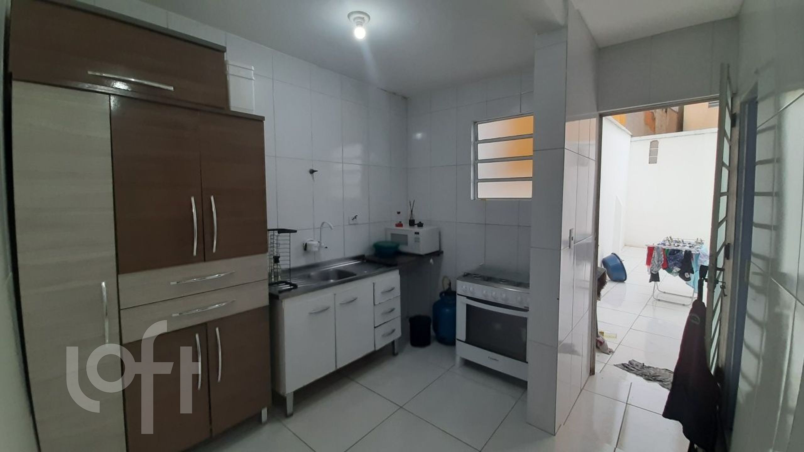 Casa à venda com 3 quartos, 126m² - Foto 2