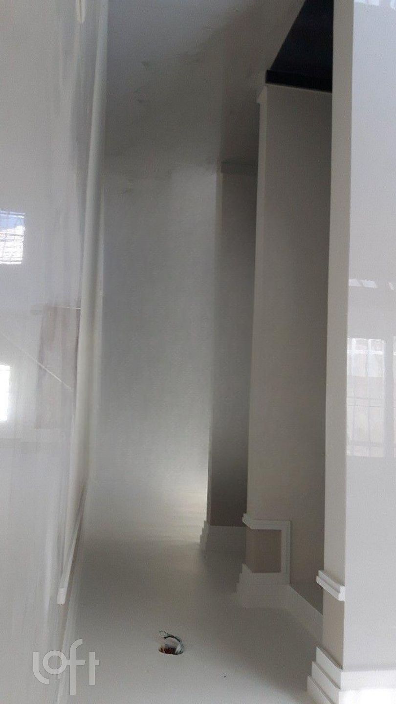 Casa à venda com 3 quartos, 200m² - Foto 18