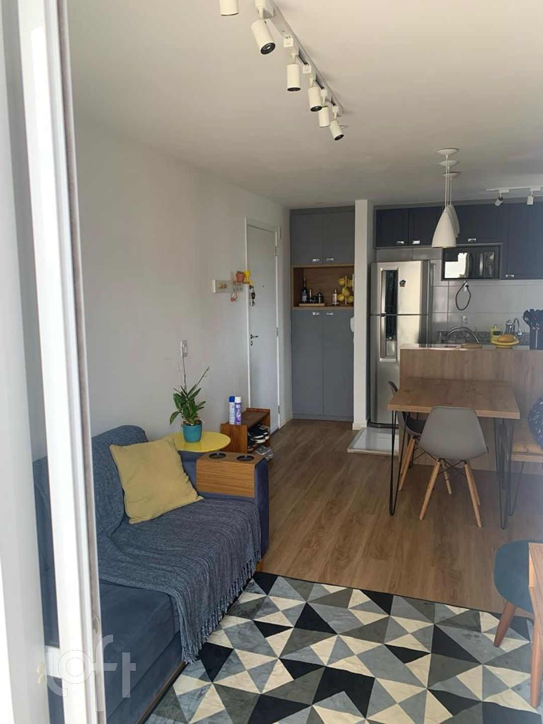 Apartamento à venda com 2 quartos, 49m² - Foto 2