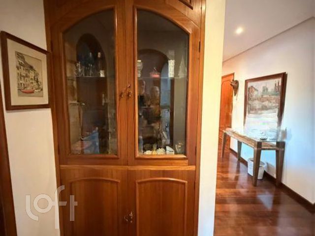 Apartamento com 368m², 3 dormitórios, 1 suíte, 1 vaga, Higienópolis em Porto Alegre