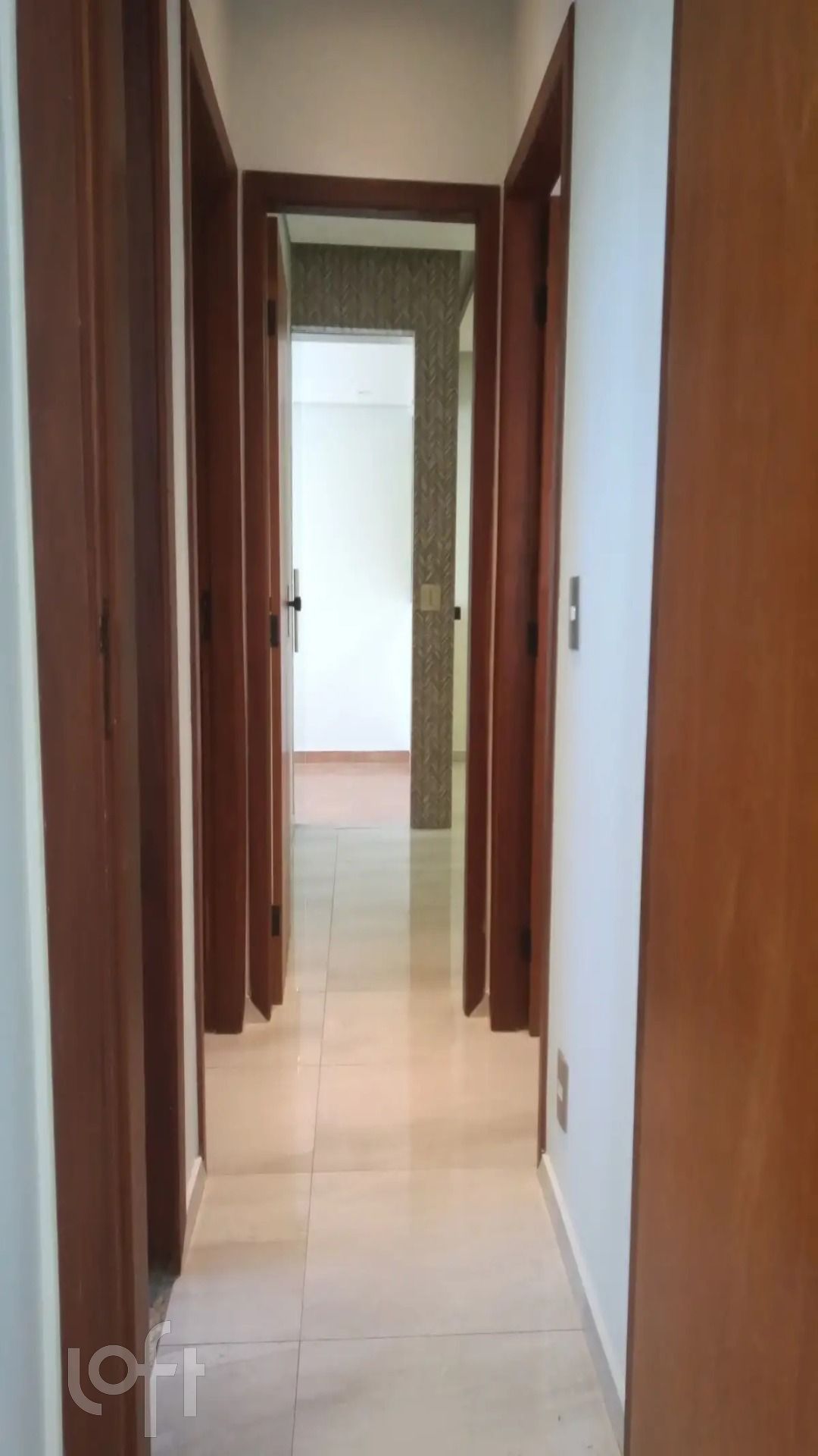 Apartamento à venda com 3 quartos, 92m² - Foto 2