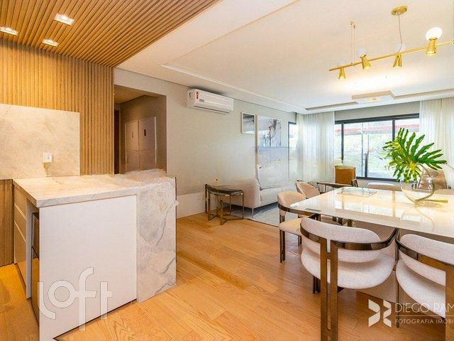 Apartamento com 170m², 3 dormitórios, 1 suíte, 3 vagas, Três Figueiras em Porto Alegre