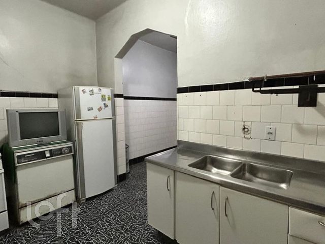 Casa com 200m², 3 dormitórios, 1 suíte, Petrópolis em Porto Alegre