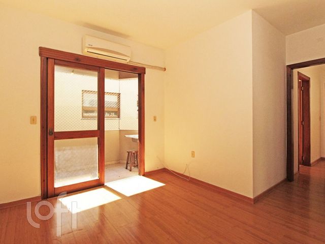 Apartamento com 73m², 2 dormitórios, 1 suíte, 2 vagas, Cristo Redentor em Porto Alegre