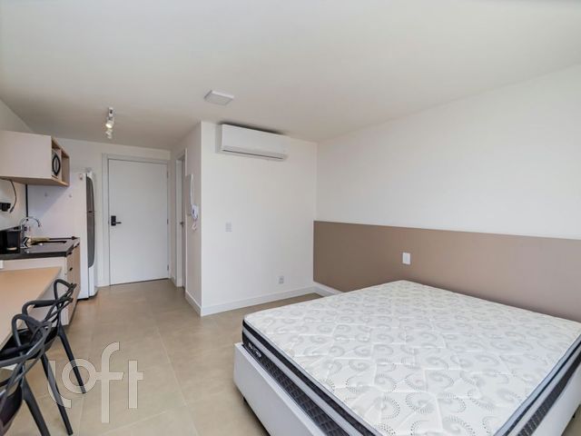 Apartamento com 25m², 1 dormitório, Rio Branco em Porto Alegre